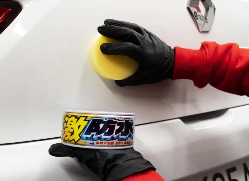 Твердий віск SOFT99 Water Block Wax White Для потужного гідрофобу та глянцевого блиску білих автомобілів Віск Water Block Wax White фото